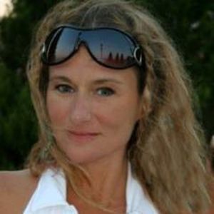 Meet your Posher, Bettina